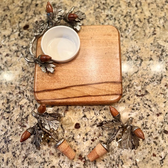 BUNDLE Mud Pie Acorn Wine Stoppers and Matching Side Dish Dip Tray - Picture 8 of 8